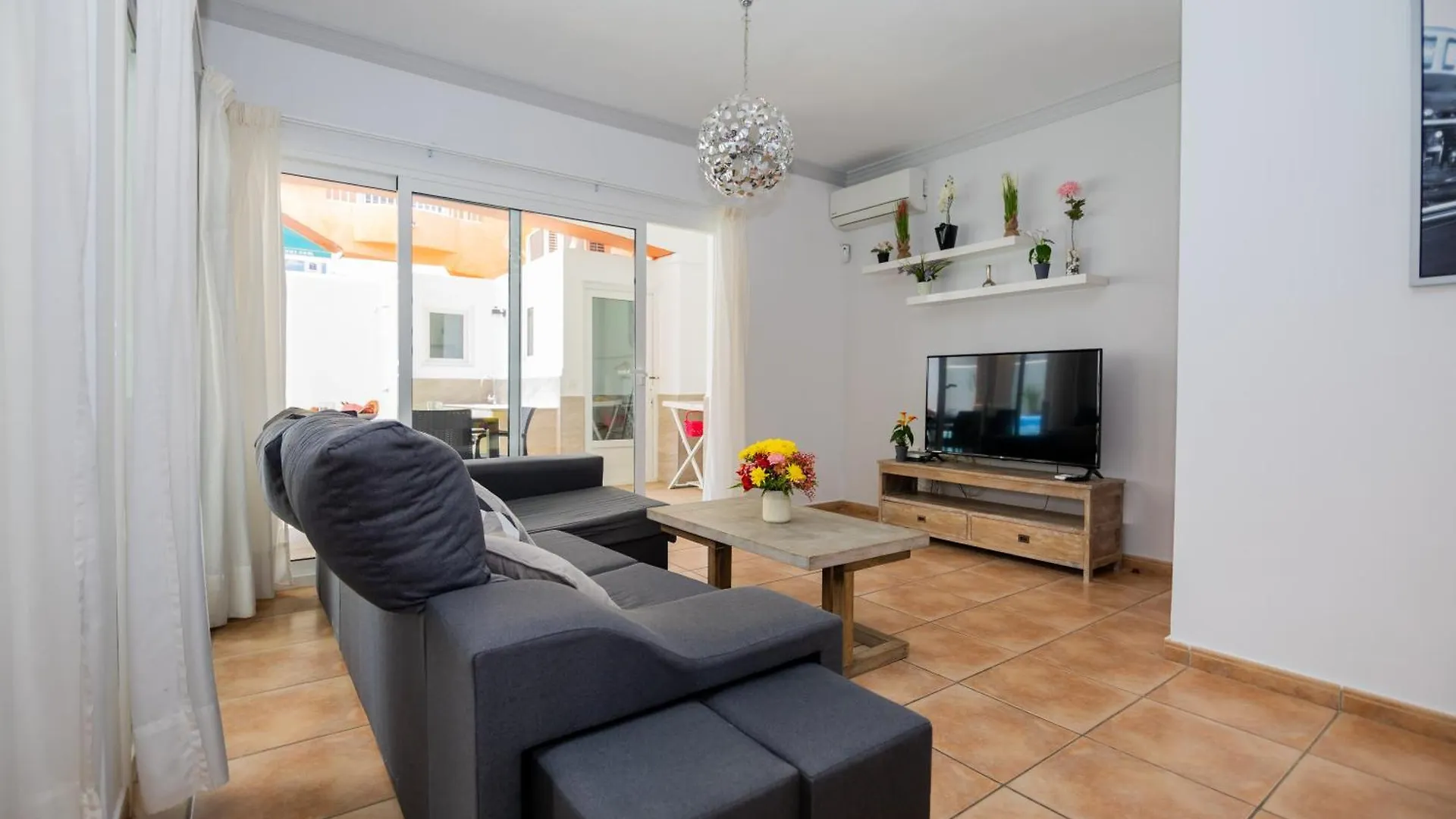 Casa Esther Corralejo Willa